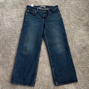 Levi’s Low Loose Wide Leg Dark Wash Women Jeans